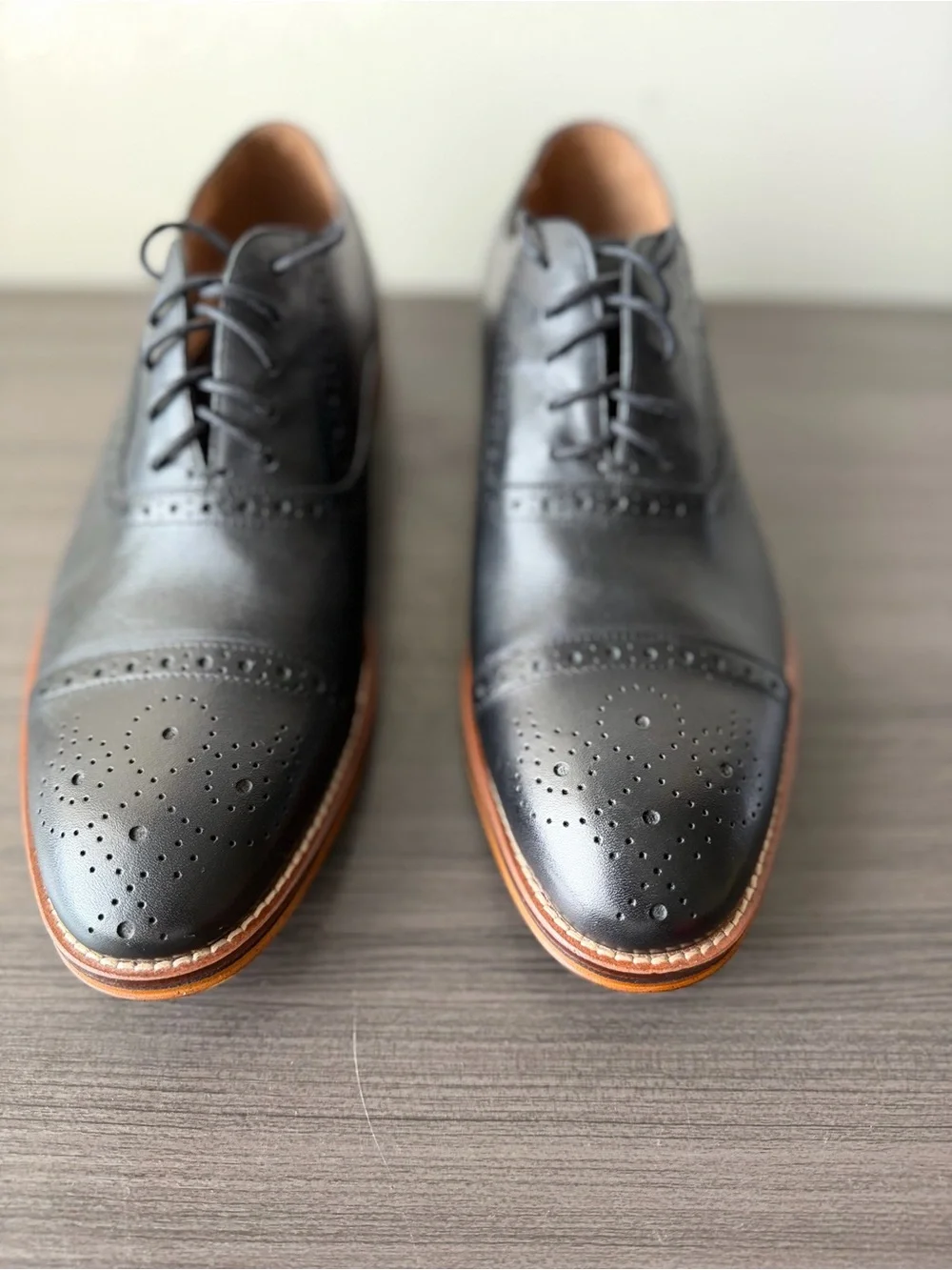 New Johnston & Murphy Mens 10.5 M Black Leather Oxford Brogue Wingtip Shoes
